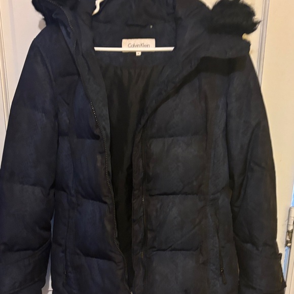 Calvin Klein Dark Puffer Jacket with Faux Fur Trim - Picture 15 of 15